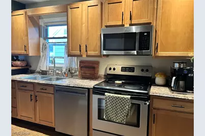 1210 Myrtle Avenue, Cuyahoga Falls, OH 44221 - Photo 10