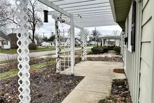 1210 Myrtle Ave, Cuyahoga Falls, OH 44221 - Photo 4