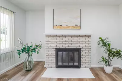 1548 Sunside Drive, Akron, OH 44321 - Photo 4