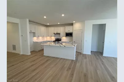 23706 Wally's Way, Columbia Station, OH 44028 - Photo 2