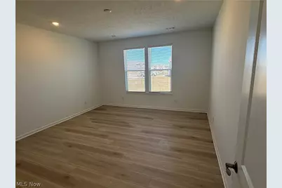 23706 Wally's Way, Columbia Station, OH 44028 - Photo 6