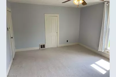 285 S Crawford Street, Millersburg, OH 44654 - Photo 32