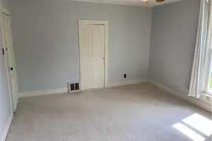 285 S Crawford St, Millersburg, OH 44654 - Photo 32