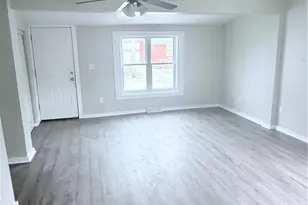 16406 Home St, Maple Heights, OH 44137 - Photo 6