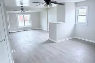 16406 Home St, Maple Heights, OH 44137 - Photo 8