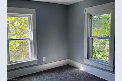 1062 Big Falls Avenue, Akron, OH 44310 - Photo 12