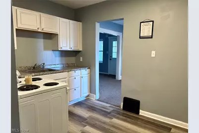 2258 Mogadore Road, Akron, OH 44312 - Photo 10