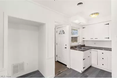 368 Erskine Avenue, Boardman, OH 44512 - Photo 6