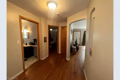 10925 McCracken Road, Garfield Heights, OH 44125 - Photo 14