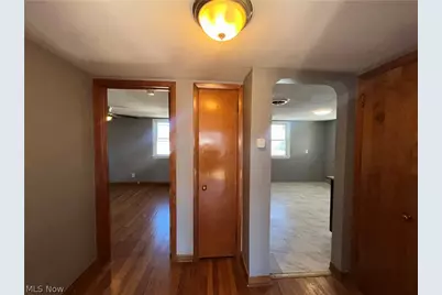10925 McCracken Road, Garfield Heights, OH 44125 - Photo 10