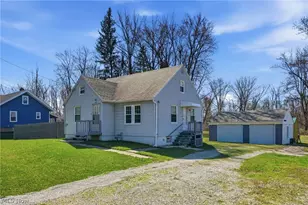 9614 Ravenna Rd, Twinsburg, OH 44087 - Photo 2