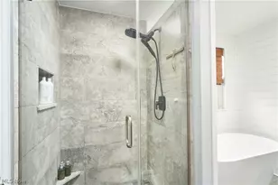 38520 Terrell Dr, North Ridgeville, OH 44039 - Photo 18