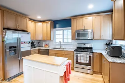 652 Parkway Boulevard, Norton, OH 44203 - Photo 4