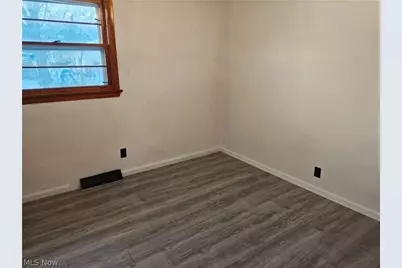 5611 Poplar Avenue, Ashtabula, OH 44004 - Photo 12
