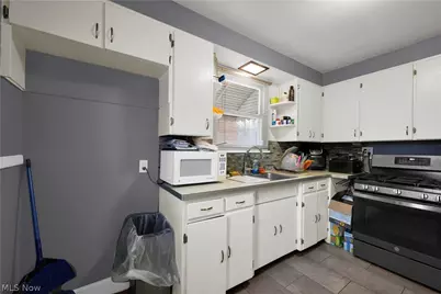336 E 222nd Street, Euclid, OH 44123 - Photo 10
