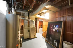 336 E 222nd St, Euclid, OH 44123 - Photo 32