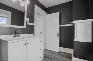 8805 Jeffries Ave, Loveland, OH 44105 - Photo 32