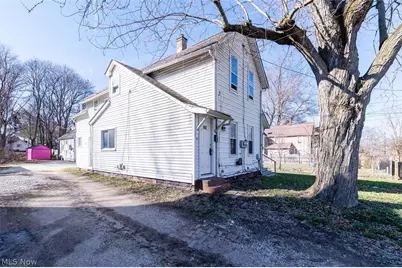 678-682 Sumner, Akron, OH 44311 - Photo 6