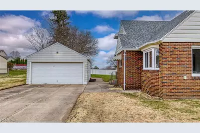 333 17th Street NW, Barberton, OH 44203 - Photo 40