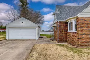 333 17th St NW, Barberton, OH 44203 - Photo 40