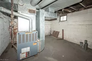 62 N Balch St, Akron, OH 44303 - Photo 26