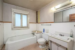 62 N Balch St, Akron, OH 44303 - Photo 18