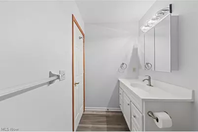 30370 Sugar Sand Lane, North Olmsted, OH 44070 - Photo 22