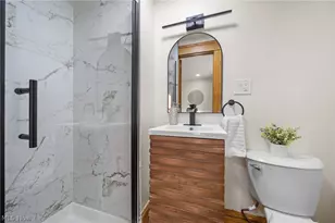 2206 Westminster Rd, Cleveland Heights, OH 44118 - Photo 18