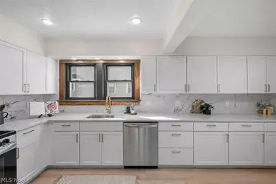 2206 Westminster Road, Cleveland Heights, OH 44118 - Photo 14