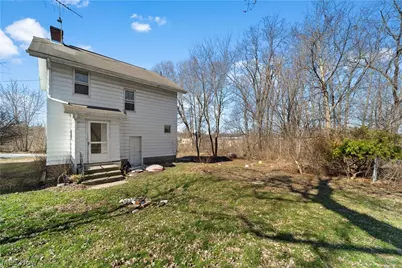 2465 28th SW, Akron, OH 44314 - Photo 6