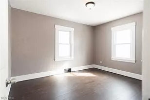 105 Manchester Ave, Youngstown, OH 44509 - Photo 12