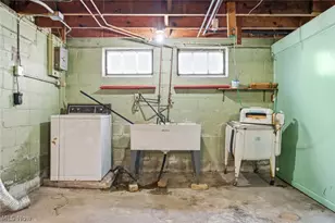 344 E 246th St, Euclid, OH 44123 - Photo 30