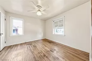 344 E 246th St, Euclid, OH 44123 - Photo 14