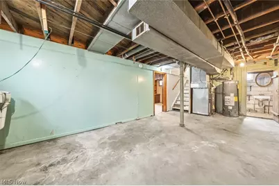 344 E 246th Street, Euclid, OH 44123 - Photo 32