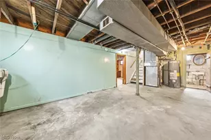 344 E 246th St, Euclid, OH 44123 - Photo 32