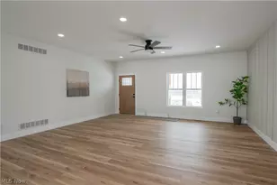 8421 Wadsworth Rd, Wadsworth, OH 44281 - Photo 2