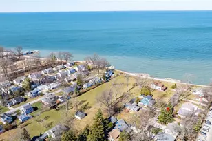 101 E 238th St, Euclid, OH 44123 - Photo 26