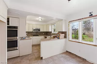 4391 Churchill, University Heights, OH 44118 - Photo 4