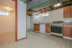 30224 Regent Rd, Wickliffe, OH 44092 - Photo 22