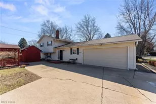 7127 Lakeshore Blvd, Mentor, OH 44060 - Photo 38
