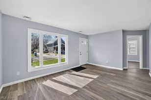 13510 Bennington Ave, Loveland, OH 44135 - Photo 6