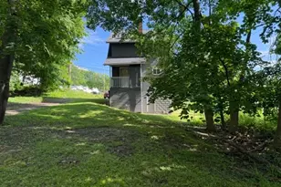 692 W Thornton St, Akron, OH 44307 - Photo 8