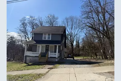 692 W Thornton Street, Akron, OH 44307 - Photo 2
