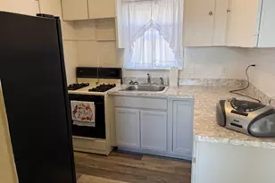 692 W Thornton St, Akron, OH 44307 - Photo 10
