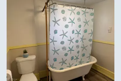 692 W Thornton Street, Akron, OH 44307 - Photo 20