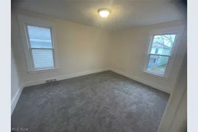 316 Henry Avenue, Steubenville, OH 43952 - Photo 8