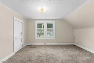 1887 Ritzman Ct, Akron, OH 44314 - Photo 16