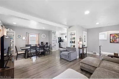 147 Hamilton Street, Elyria, OH 44035 - Photo 4