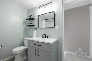 147 Hamilton St, Elyria, OH 44035 - Photo 20