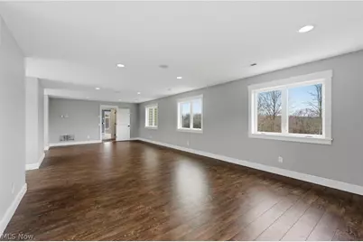 2197 S Medina Line Road, Wadsworth, OH 44281 - Photo 34